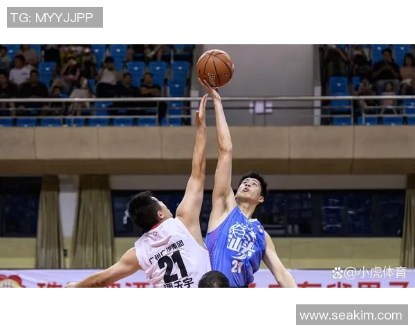 CBA焦点对决广州队迎战广厦队期待精彩表现和激烈竞争